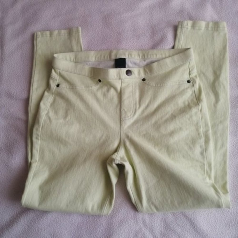 HUE Pastel Lime Green High Waited Stretchy Skinny Jeggings